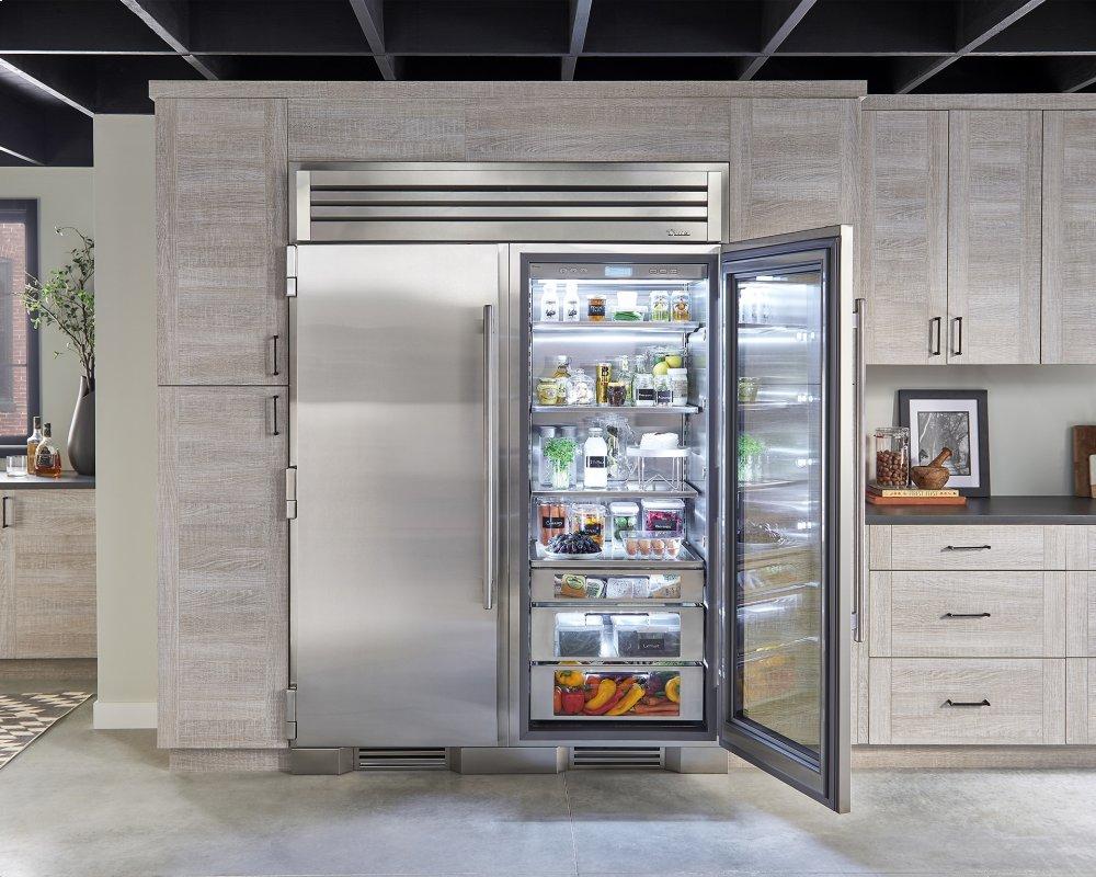 True commercial refrigerator repair technician in Brentwood